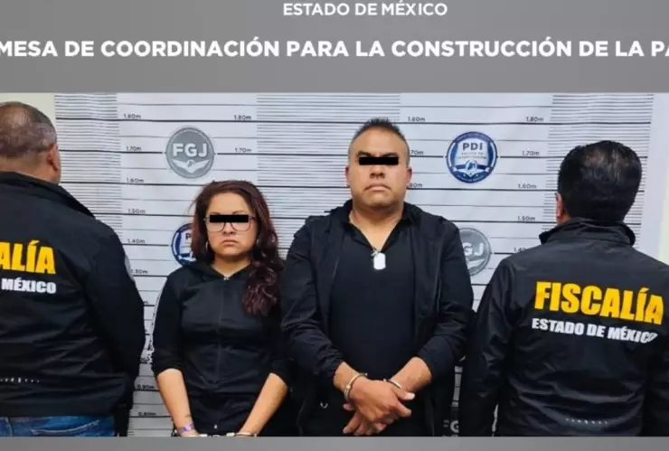 Policías de Tultepec son detenidos por presuntamente vender droga.