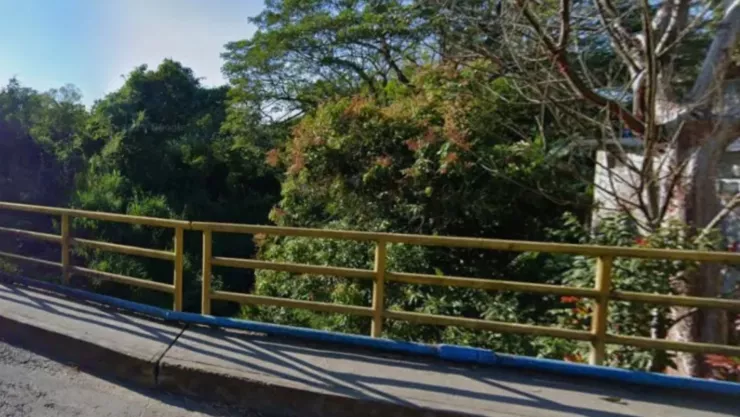 ¡Tragedia! Hallan a recién nacido siendo d3v0rad0 por zopilotes debajo de un puente VIDEO FUERTE.jpg