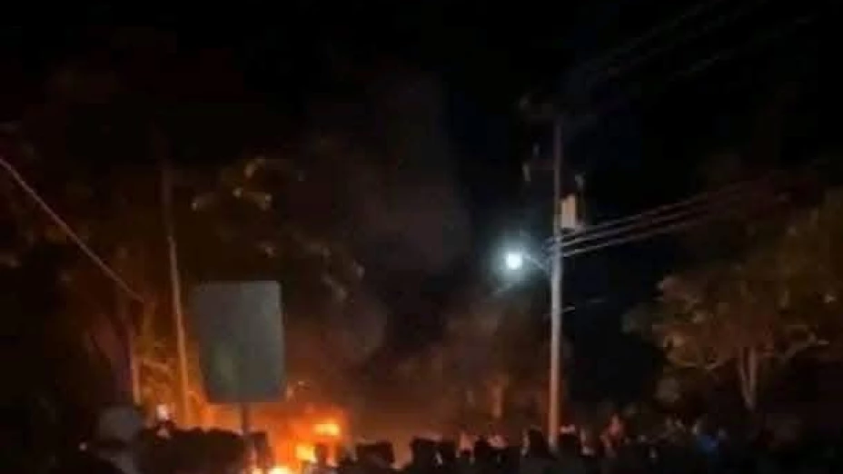 Violencia en Tekit Yucatán  Linchan y queman a agresor de adulta mayor con un machete.jpg