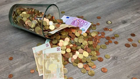 El significado espiritual de encontrar monedas en la calle