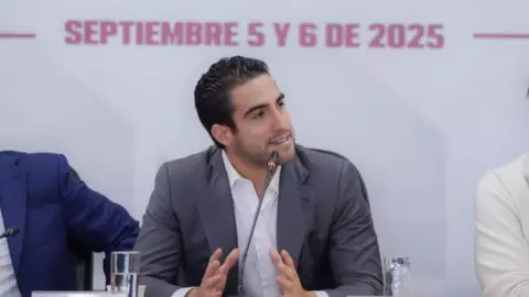 Participa Gino Segura en foro juvenil con propuestas para mejorar la calidad de vida de los jóvenes