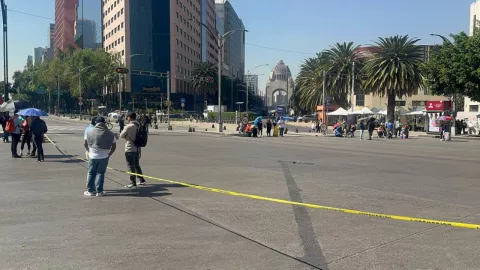 Bloqueo de la CNTE en Paseo de la Reforma