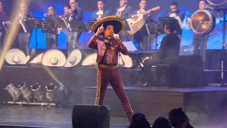 Alex Fernández reveló los consejos que le dio su abuelo Vicente Fernández.