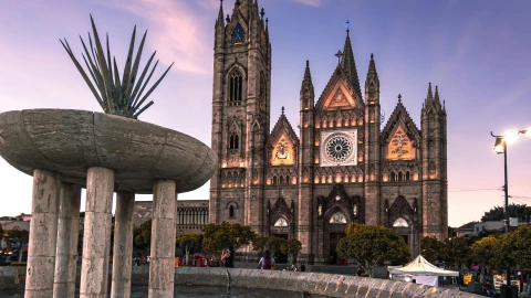 EXPIATORIO_PEXELS_EDGAR MOSQUEDA