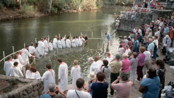14 personas mueren ahogadas en un bautizo, los arrastró la corriente