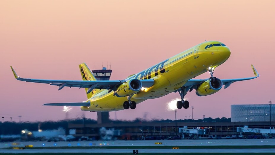 Los pasajeros de Spirit Airlines tuvieron que seguir el protocolo para realizar un amerizaje.