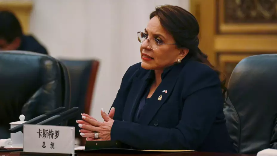 Xiomara Castro, presidenta de Honduras de visita en China