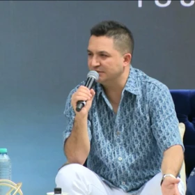 Josi Cuen revela si emprenderá acciones legales contra el fan que lo tocó sin su consentimiento