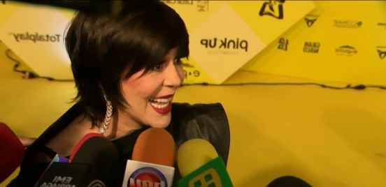 Alejandra Guzmán reaparece tras sufrir percance en el escenario