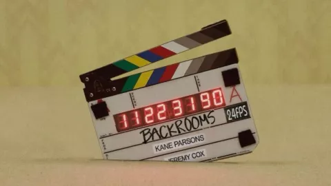 A24 lleva el terror digital de Backrooms a la gran pantalla con enfoque psicológico y experimental