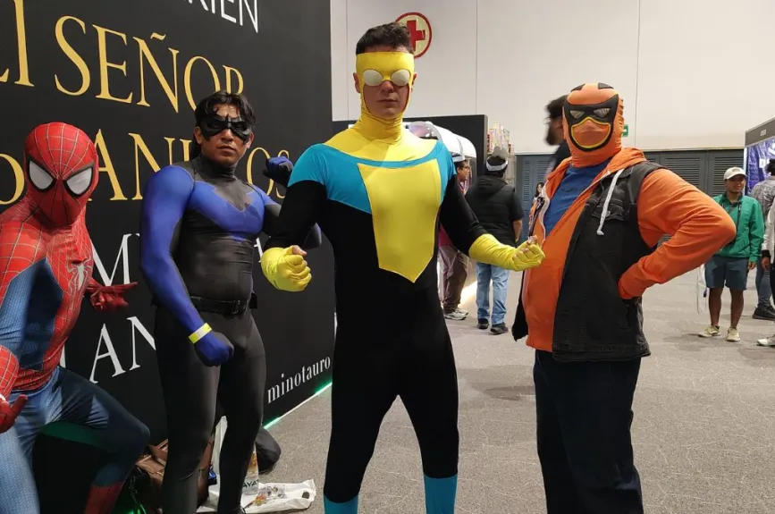 Los cosplayers también se destacaron por la habilidad de transformar su apariencia con maquillaje y efectos especiales.