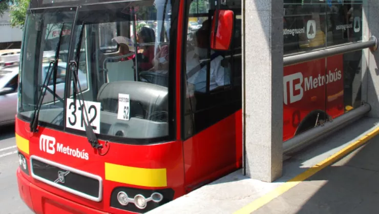 Bloqueo en Reforma: ¿Cuáles son las estaciones afectadas del Metrobús?