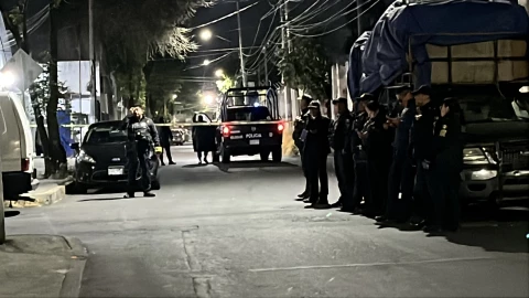 CDMX: Acribillan a joven en Venustiano Carranza, otro por bala perdida en Tlalpan