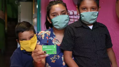 mi beca para empezar tarjeta.jpg