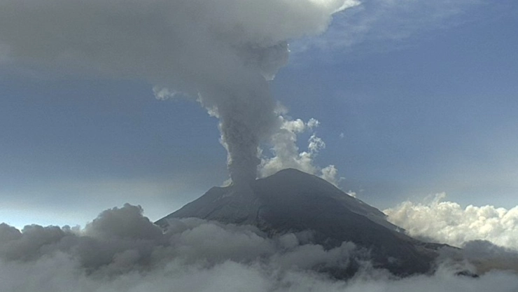 Volcán Popocatépetl, con exhalaciones moderadas hoy 27 de octubre; Protección Civil está en alerta y refuerza medidas| VIDEO