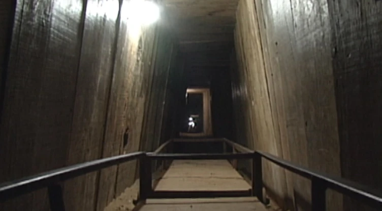NARCOTUNEL.jpg