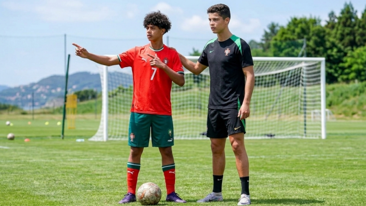 Cristiano Ronaldo Jr tiene 15 años y ya se entrena con el Real Madrid: así se veía su papá a esa edad