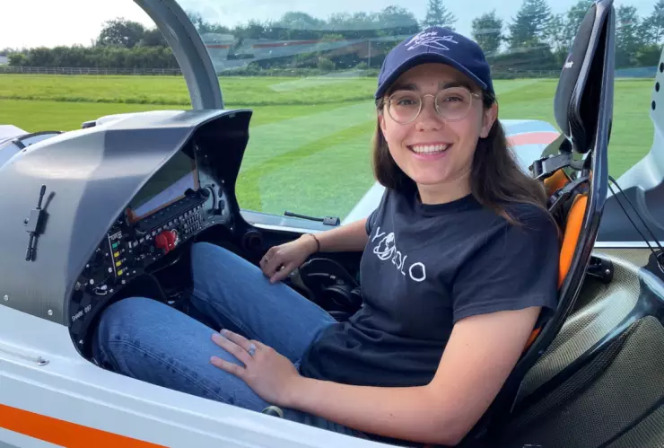 Zara Rutherford piloto adolescente