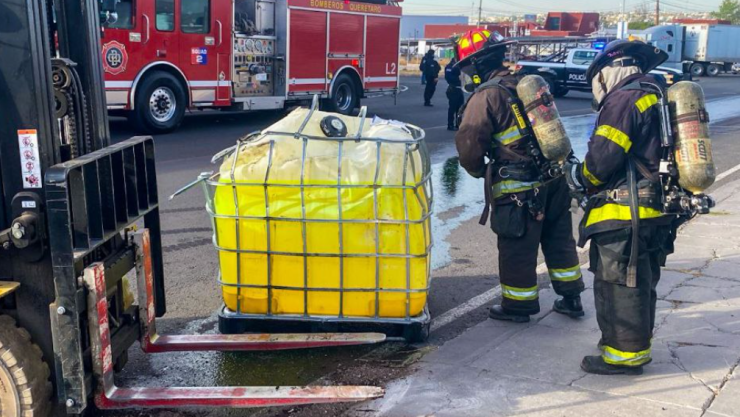 Derrame de anticongelante en Parque Industrial Jurica 13 de enero 2025