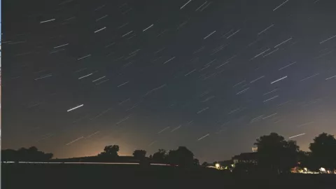 Lluvia de estrellas Líridas cubrirá en cielo en México este 2026: Fecha y puntos de avistamiento