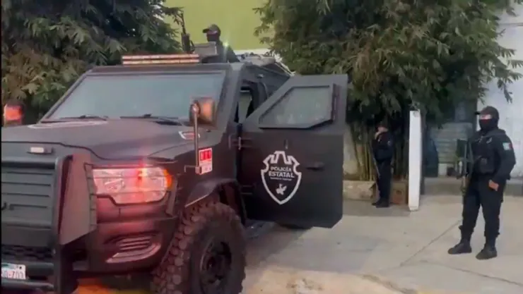 operativo-sorpresa-penal-puente-grande-objetos-prohibidos-ilegales-decomiso.jpg