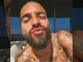 Maluma selfie.jpg