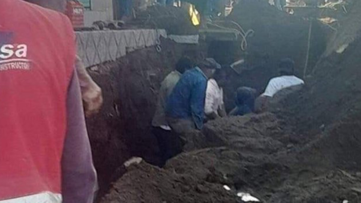 Trabajadores quedan sepultados por derrumbe de obra en Huejotzingo, Puebla