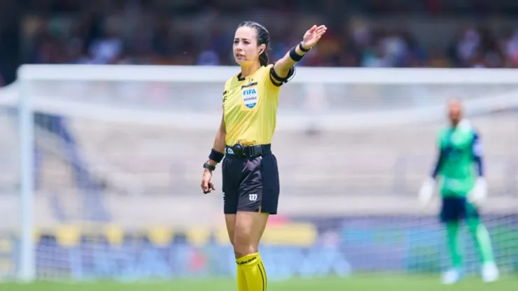 Katia Itzel brilló en su arbitraje en la Copa Mundial de la FIFA 2026