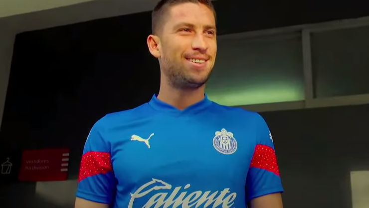 Santiago Ormeño en Chivas