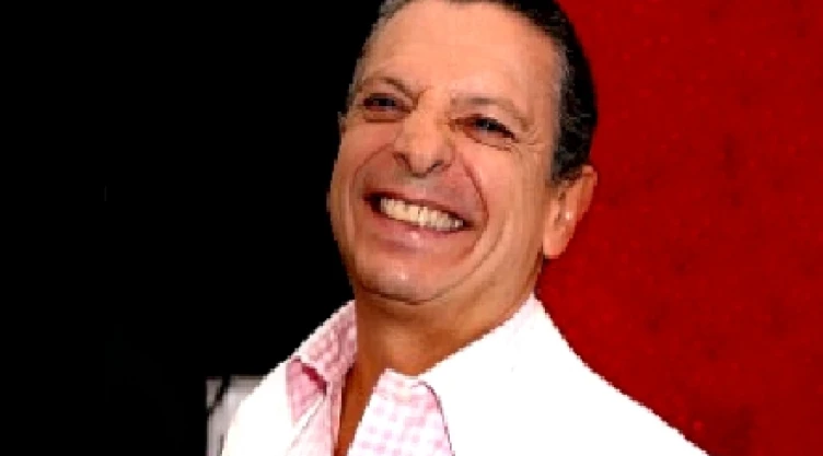 César Bono EQNCR_2