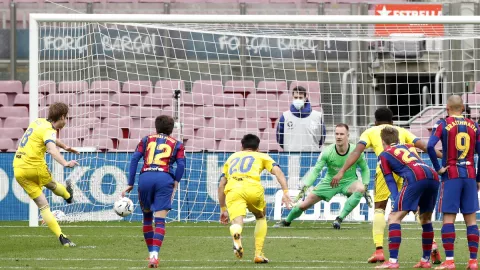 Penal de C&aacute;diz ante Barcelona