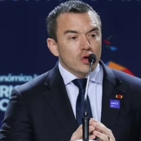 Presidente ecuatoriano Daniel Noboa: Ecuador sube aranceles a Colombia hoy