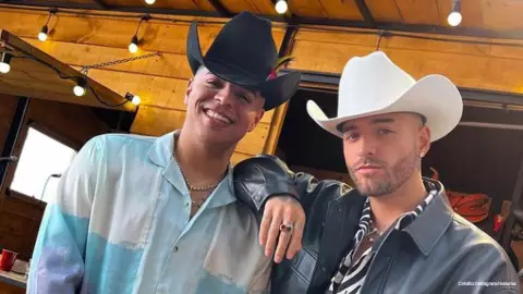 Maluma y Grupo Firme salieron de fiesta 