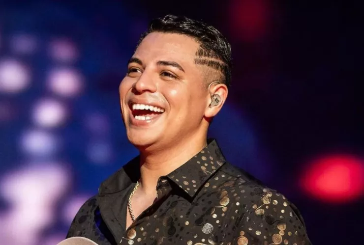 Eduin Caz reaparece tras aparatoso accidente y aclara lo sucedido. (VIDEO)