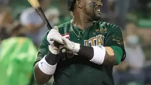 Bravos de León vs Leones de Yucatán Liga Mexicana de Beisbol 