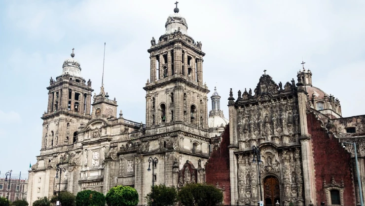 Arquidiócesis alerta fraudes sobre tours en la Catedral Metropolitana