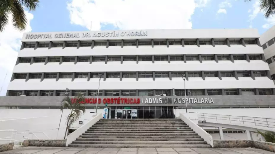 Realizan exitoso reimplante de mano en hospital de Yucatán