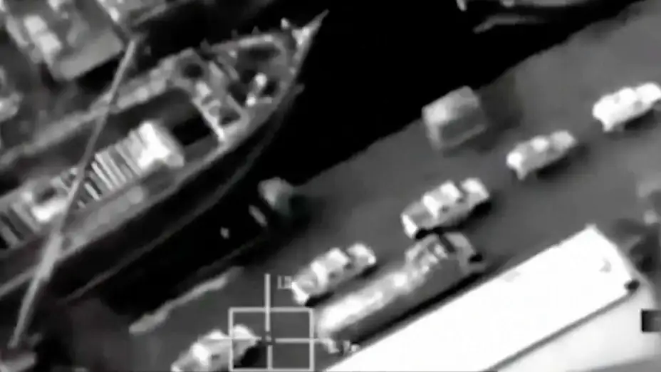 Presunto embarque de armas procedente de EAU, en Yemen.
