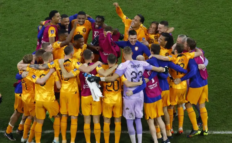 Países Bajos celebra su pase a los 4tos de Final de Qatar 2022