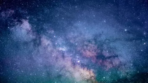 Telescopio James Webb halla 6 nuevas galaxias con vida