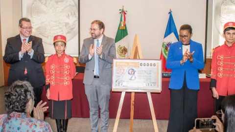 mexico-devela-billete-loteria-que-conmemora-relaciones-diplomaticas-haiti.jpg