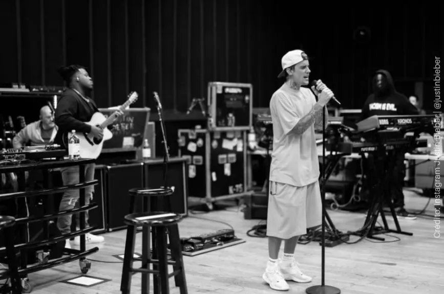 Justin Bieber ensayos.jpg