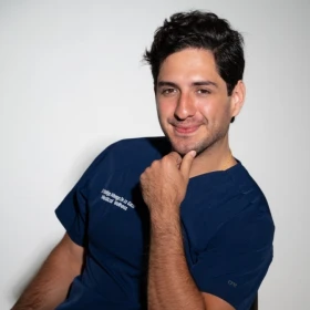 Rodrigo Arteaga, experto en longevidad: “No esperes a tener energía para caminar más; camina para tener más energía”