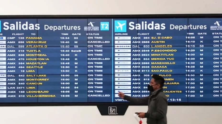 Por decreto AICM reducirá operaciones por saturación