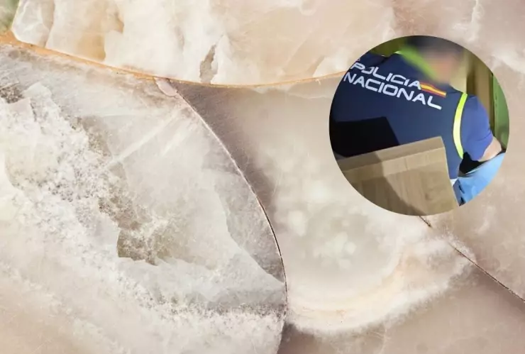 Traficaban con droga escondida en mármol.