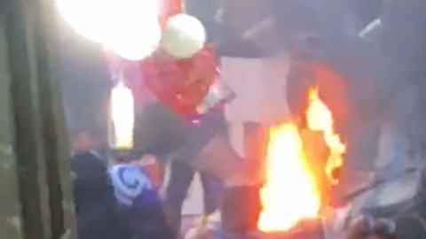 Finaliza la marcha 8M en Querétaro con fogata