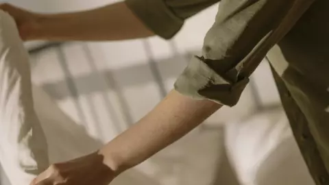 La ropa de cama debe cambiarse al menos una vez a la semana