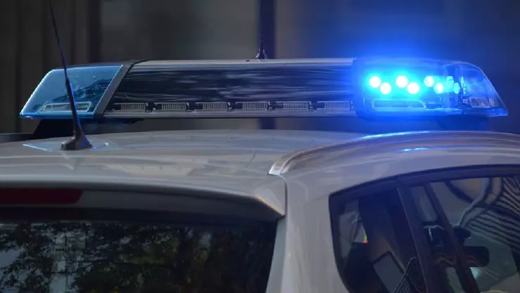 Frente a familias, matan a hombre afuera de una residencial en El Florido