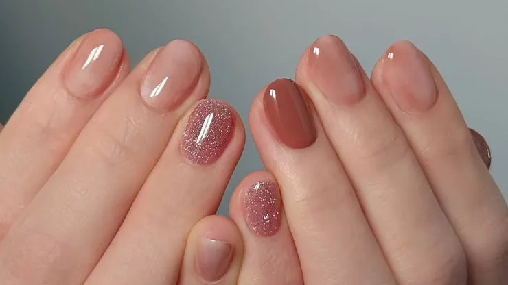 uñas coreanas aesthetic para mujeres de 40