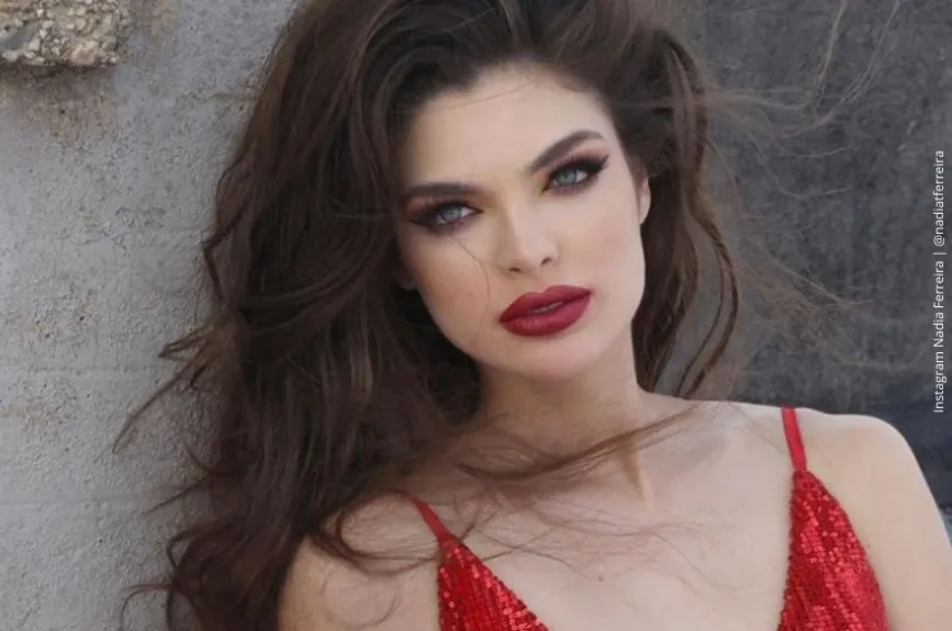 Nadia Ferreira con vestido rojo..jpg
